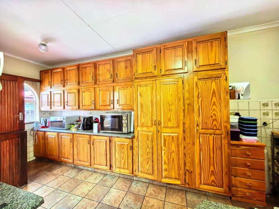 3 Bedroom Property for Sale in Sasolburg Ext 11 Free State